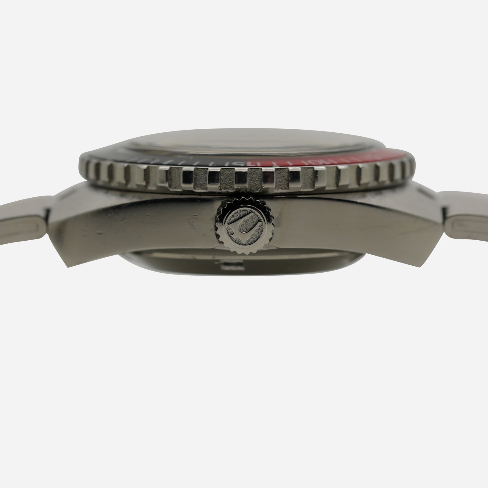 Ladies 1973 Bulova Accutron Snorkel 666