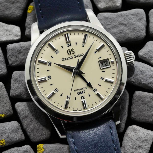Grand Seiko GMT (Ref. SBGM221)